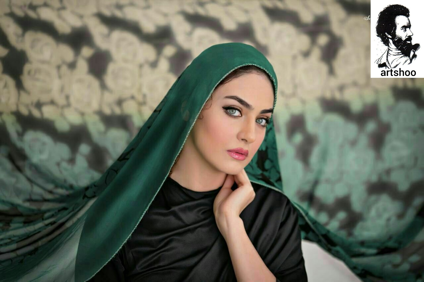 مدل سیاه قلم اورژینال